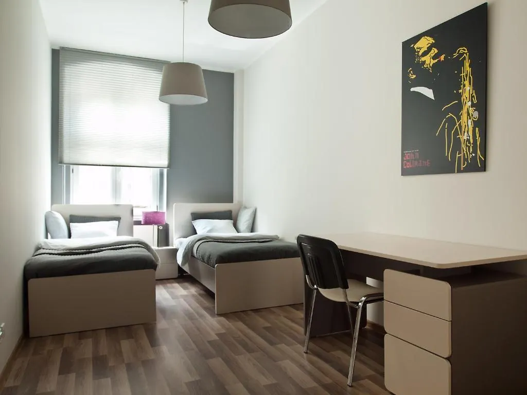 1 Night In Poznan - Wielka Apartments 3*,